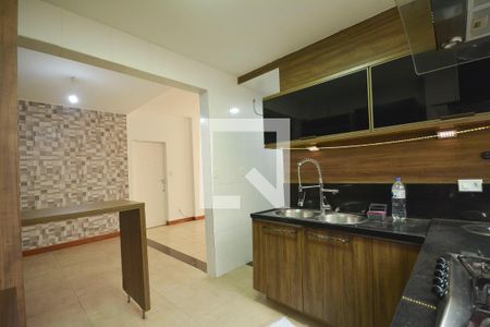 Apartamento à venda com 101m², 3 quartos e 1 vagaCozinha