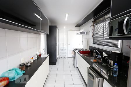 Apartamento à venda com 150m², 3 quartos e 2 vagasCozinha