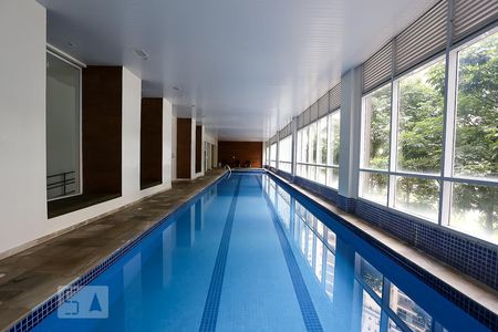 Apartamento à venda com 150m², 3 quartos e 2 vagasÁrea comum - Piscina