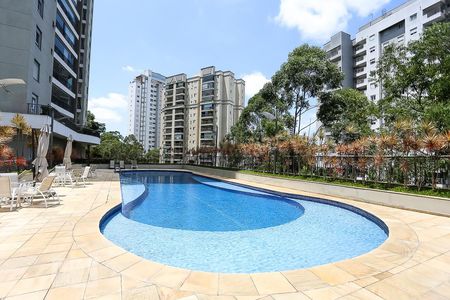 Apartamento à venda com 150m², 3 quartos e 2 vagasÁrea comum - Piscina