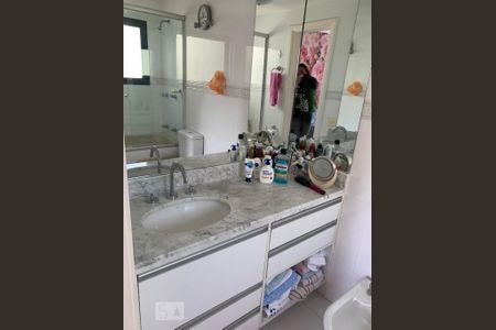 Apartamento à venda com 110m², 3 quartos e 2 vagasBanheiro