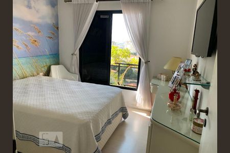 Apartamento à venda com 110m², 3 quartos e 2 vagasQuarto