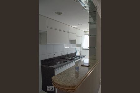 Apartamento para alugar com 70m², 2 quartos e 2 vagasCozinha