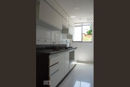 Apartamento para alugar com 70m², 2 quartos e 2 vagasCozinha