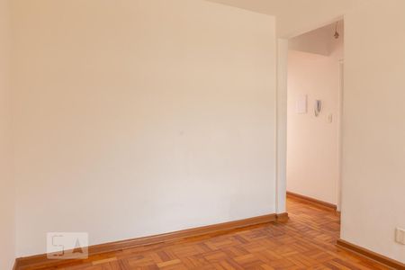Sala de apartamento para alugar com 2 quartos, 47m² em Sumarezinho, São Paulo