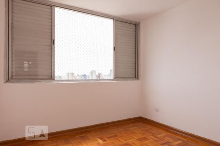 Quarto 2 de apartamento para alugar com 2 quartos, 47m² em Sumarezinho, São Paulo