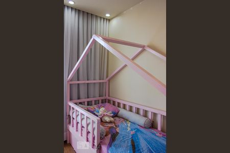 Apartamento à venda com 84m², 3 quartos e 2 vagasQuarto 2