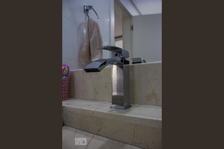 Apartamento à venda com 84m², 3 quartos e 2 vagasBanheiro - Torneira