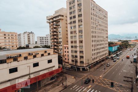 Vista da Sala de apartamento para alugar com 1 quarto, 60m² em Centro, Niterói