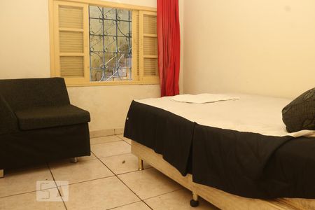 Quarto 2 de casa para alugar com 3 quartos, 125m² em Vila Valença, São Vicente
