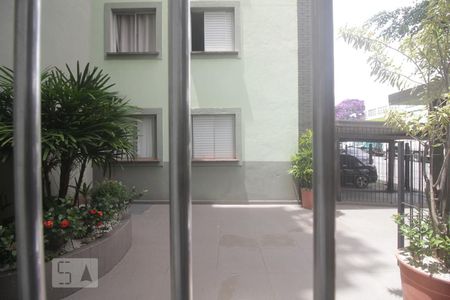 Vista da sala de apartamento para alugar com 2 quartos, 59m² em Jardim Saporito, Taboão da Serra