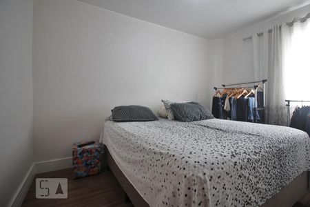 Quarto 1 de apartamento para alugar com 2 quartos, 59m² em Jardim Saporito, Taboão da Serra