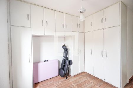 Apartamento à venda com 61m², 2 quartos e 1 vagaQuarto 2
