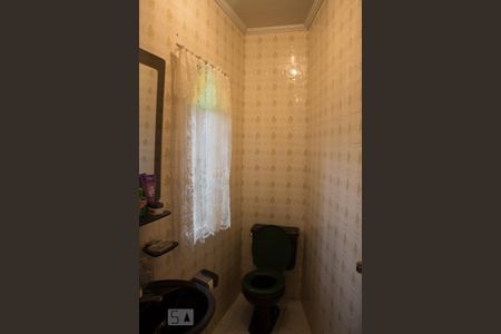 Casa à venda com 250m², 4 quartos e 3 vagasLavabo