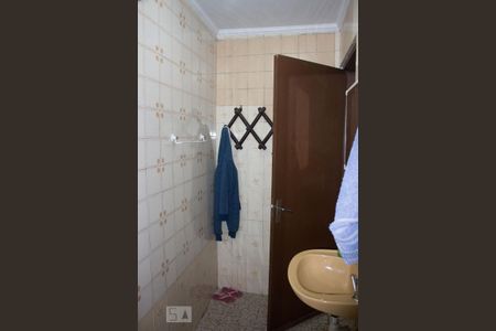 Casa à venda com 250m², 4 quartos e 3 vagasBanheiro 2