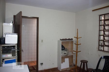 Casa à venda com 250m², 4 quartos e 3 vagasSalão