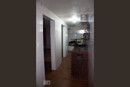 Casa à venda com 250m², 4 quartos e 3 vagasCorredor