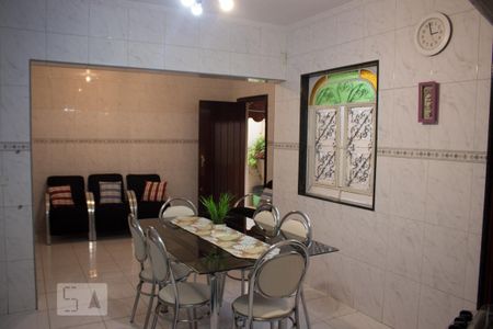 Casa à venda com 250m², 4 quartos e 3 vagasCozinha