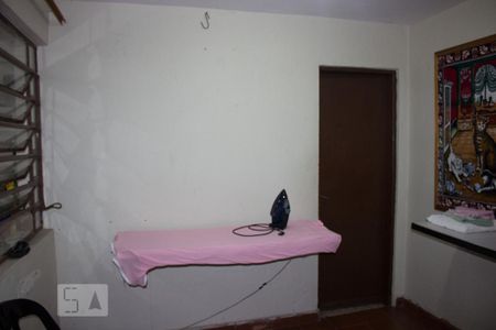 Casa à venda com 250m², 4 quartos e 3 vagasSalão