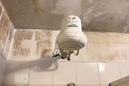 Casa à venda com 300m², 5 quartos e 5 vagasBanheiro de Serviço