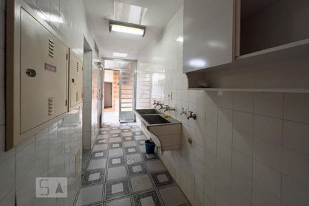 Casa à venda com 300m², 5 quartos e 5 vagasÁrea de Serviço