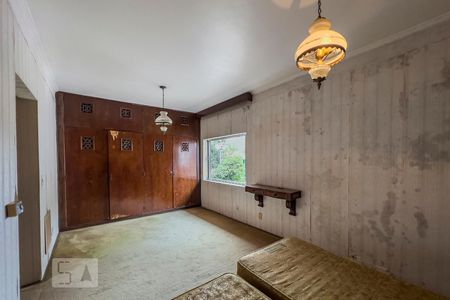 Casa à venda com 300m², 5 quartos e 5 vagasSuíte 1