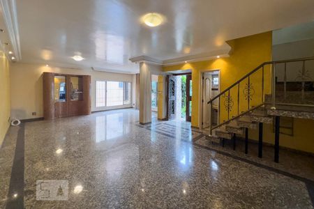 Sala de casa à venda com 5 quartos, 300m² em Planalto Paulista, São Paulo