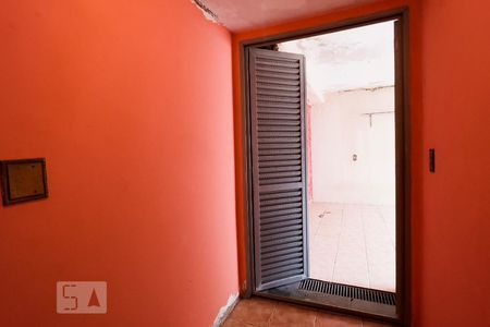 Casa à venda com 300m², 5 quartos e 5 vagasCorredor