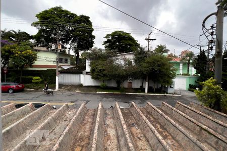 Casa à venda com 300m², 5 quartos e 5 vagasVista