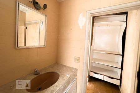 Casa à venda com 300m², 5 quartos e 5 vagasBanheiro