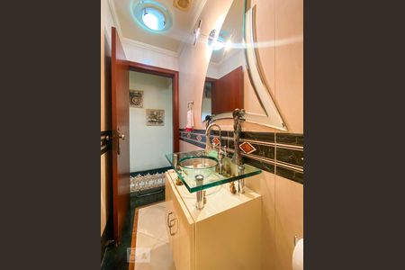 Lavabo de casa para alugar com 3 quartos, 150m² em Adalgisa, Osasco