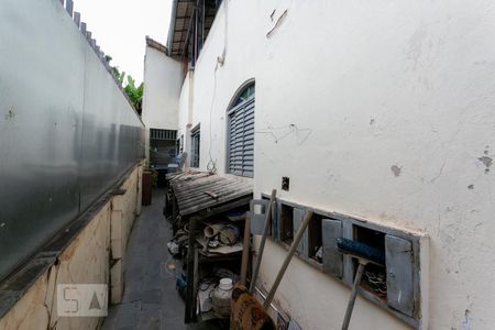 Área Externa de casa à venda com 2 quartos, 400m² em Renascença, Belo Horizonte