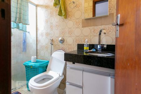 Casa à venda com 400m², 2 quartos e 2 vagasBanheiro