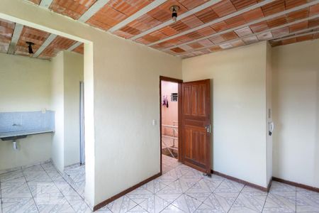 Casa à venda com 400m², 2 quartos e 2 vagasSala
