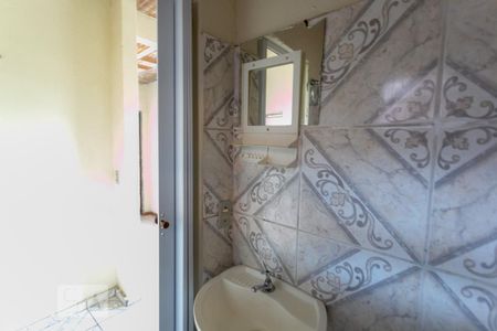 Casa à venda com 400m², 2 quartos e 2 vagasBanheiro