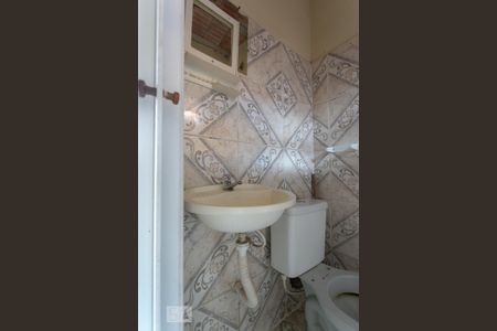 Casa à venda com 400m², 2 quartos e 2 vagasBanheiro