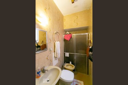 Casa à venda com 400m², 2 quartos e 2 vagasBanheiro da Suíte