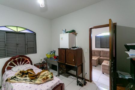 Casa à venda com 400m², 2 quartos e 2 vagasQuarto 2