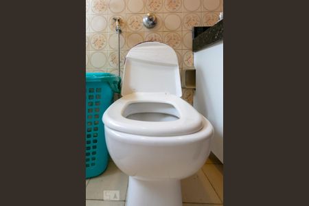 Casa à venda com 400m², 2 quartos e 2 vagasBanheiro