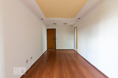 Apartamento para alugar com 70m², 3 quartos e 1 vaga Apartamento para alugar com 70m², 3 quartos e 1 vagaSala