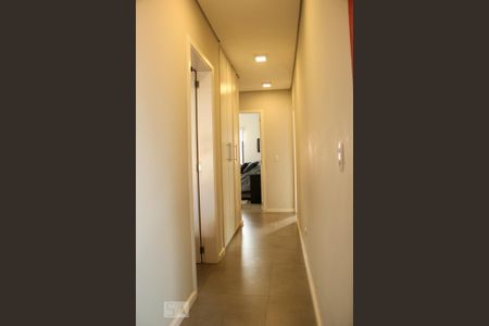 Corredor de casa à venda com 3 quartos, 260m² em Indianópolis, São Paulo