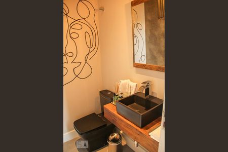 Lavabo de casa à venda com 3 quartos, 260m² em Indianópolis, São Paulo