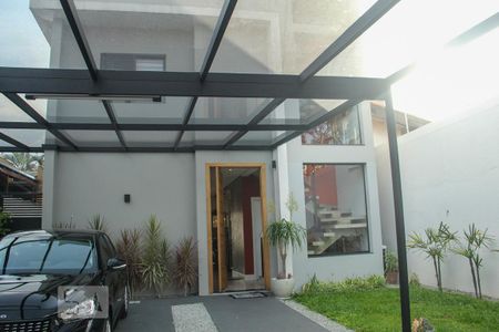 Garagem de casa à venda com 3 quartos, 260m² em Indianópolis, São Paulo