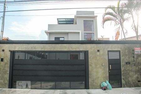 Fachada de casa à venda com 3 quartos, 260m² em Indianópolis, São Paulo