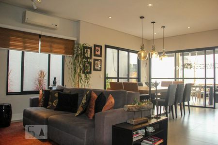 Sala de casa à venda com 3 quartos, 260m² em Indianópolis, São Paulo