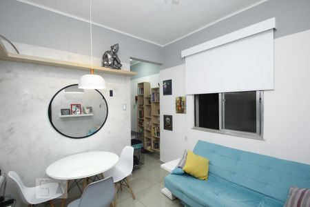 Sala de apartamento para alugar com 1 quarto, 40m² em Centro, Rio de Janeiro
