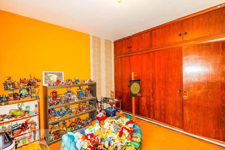 Casa à venda com 350m², 3 quartos e 5 vagasQuarto 1