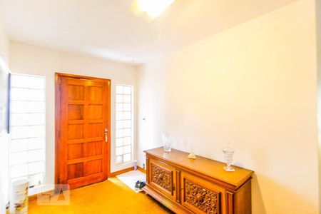 Casa à venda com 350m², 3 quartos e 5 vagasHall