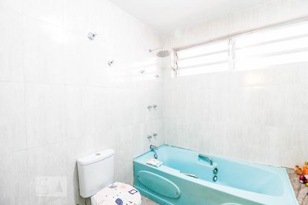 Casa à venda com 350m², 3 quartos e 5 vagasBanheiro Suíte