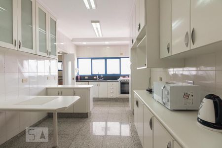 Apartamento para alugar com 180m², 3 quartos e 4 vagasCozinha 